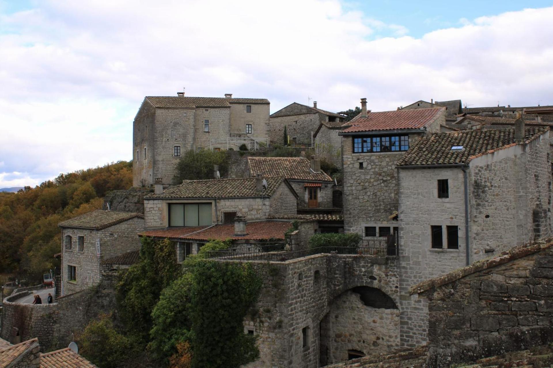 Maison Pierre Et Voute Au Coeur Du Village Balazuc Luaran gambar
